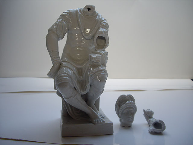 Satuette capodimonte - Resaturation de Ceramique